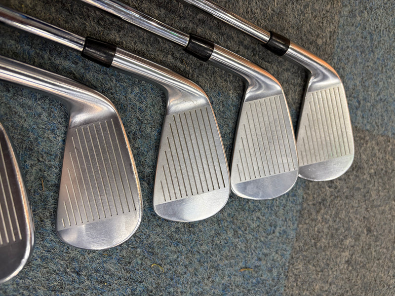Titleist T100 2021 irons | 4-PW | AMT S300 shafts | Jumbo Grips