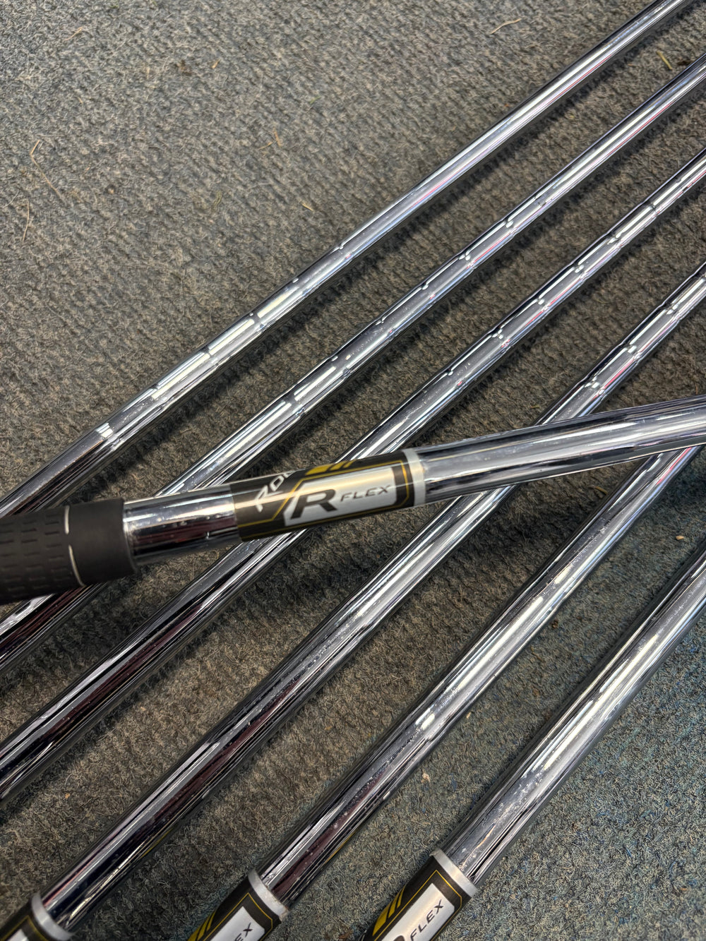 TaylorMade RocketBladez Irons | 4 - PW | 85g Steel Regular Flex