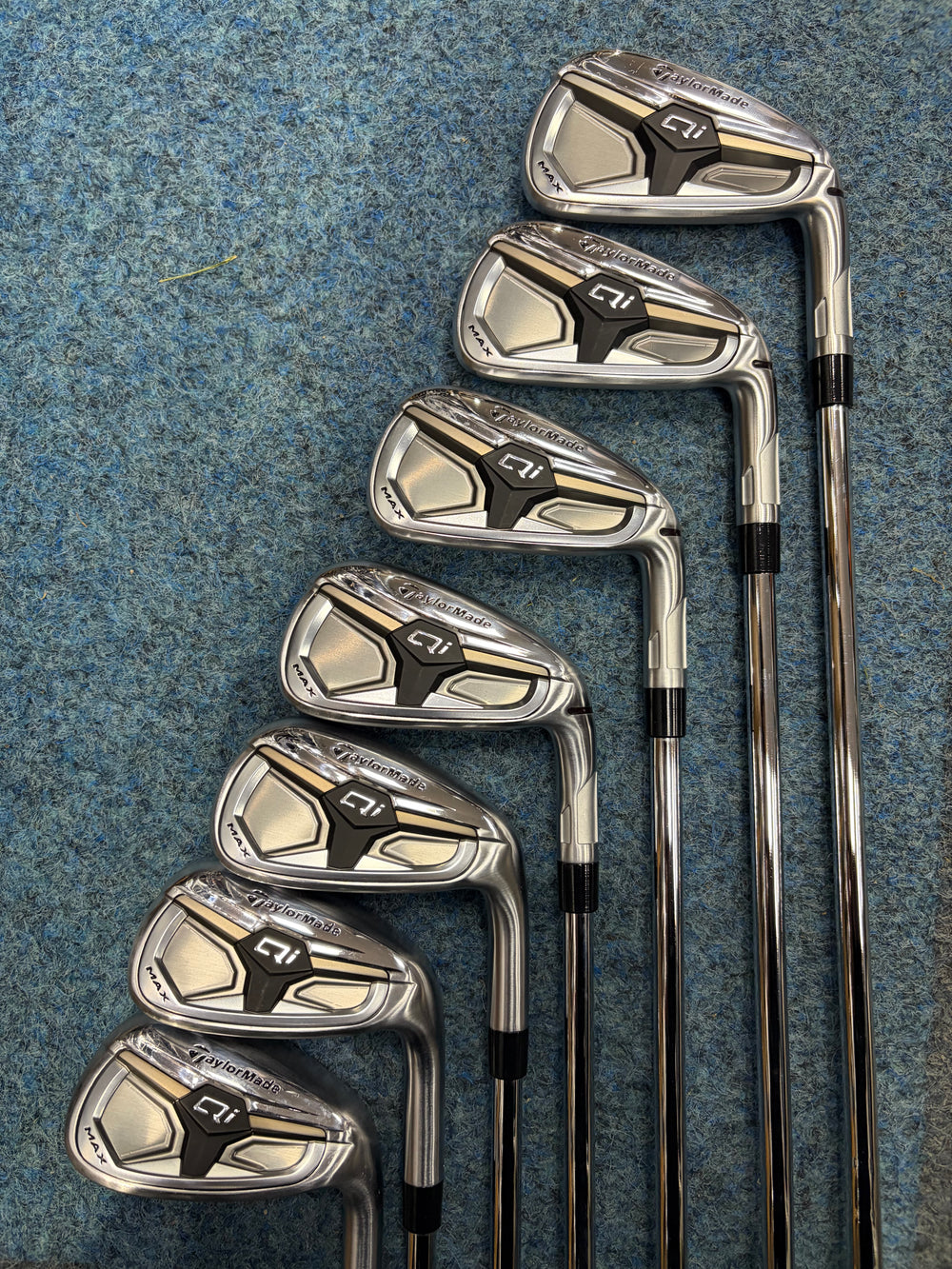 TaylorMade Qi Max Irons | 5-AW | KBS Lite Stiff 80 gram shafts