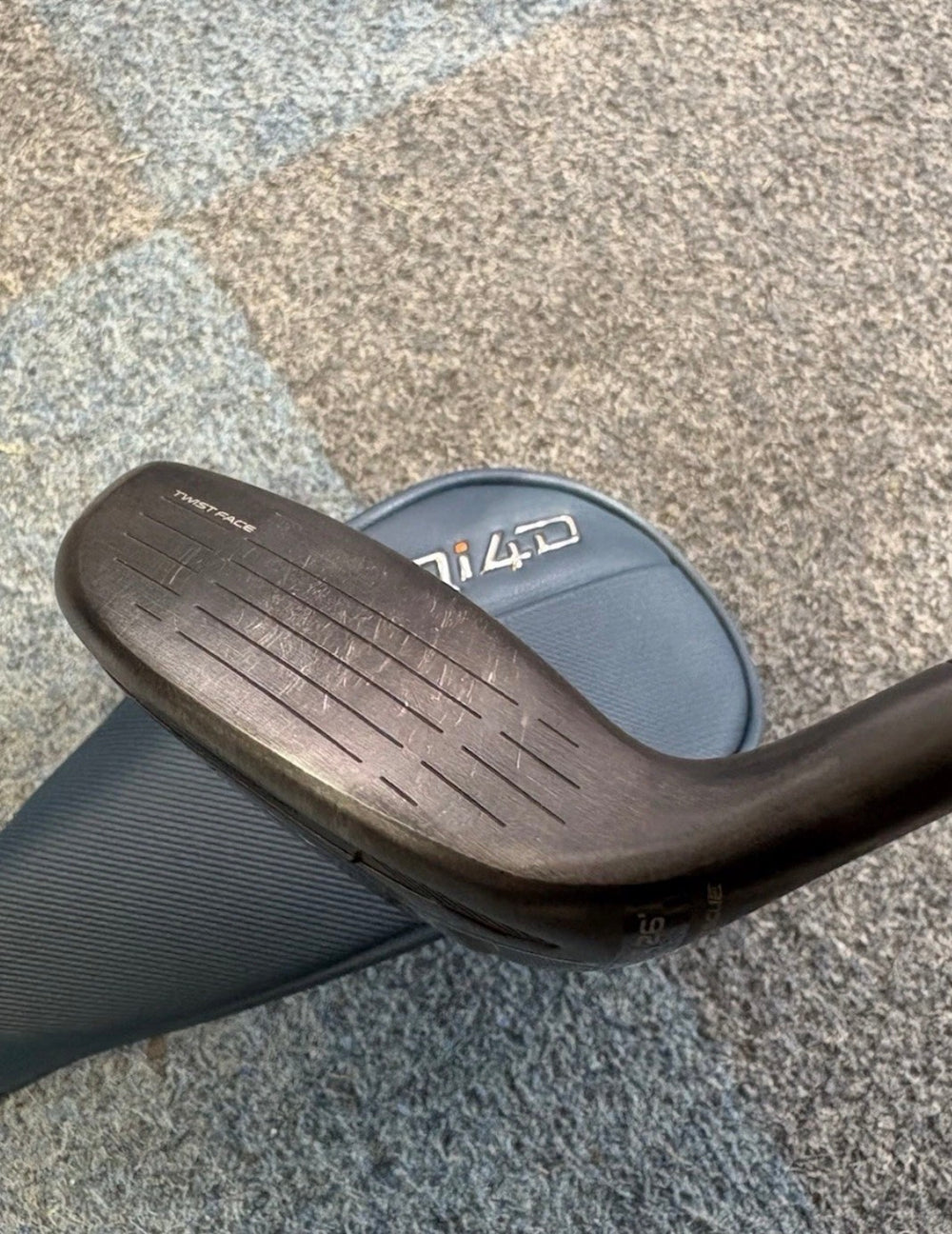 TaylorMade Qi4D 5 Hybrid | 26 degree | Regular KBS Shaft