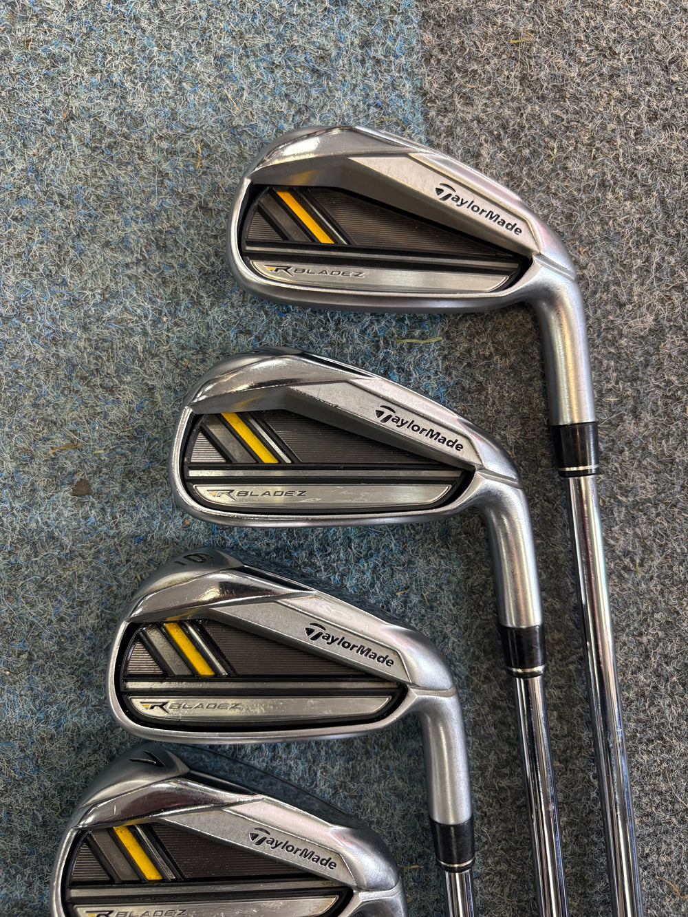 TaylorMade RocketBladez Irons | 4 - PW | 85g Steel Regular Flex