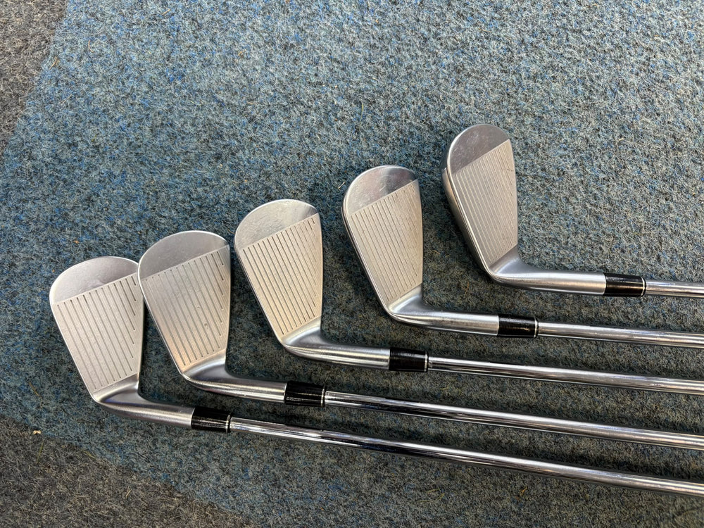 Srixon ZXi5 Irons | 6-PW | Dynamic Gold R300 95 shafts