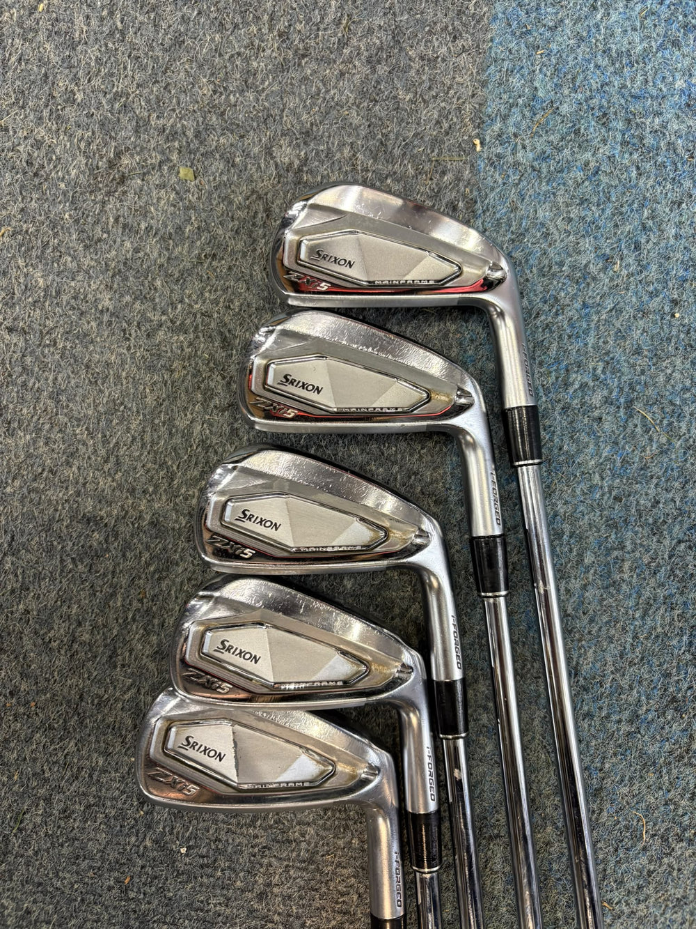 Srixon ZXi5 Irons | 6-PW | Dynamic Gold R300 95 shafts