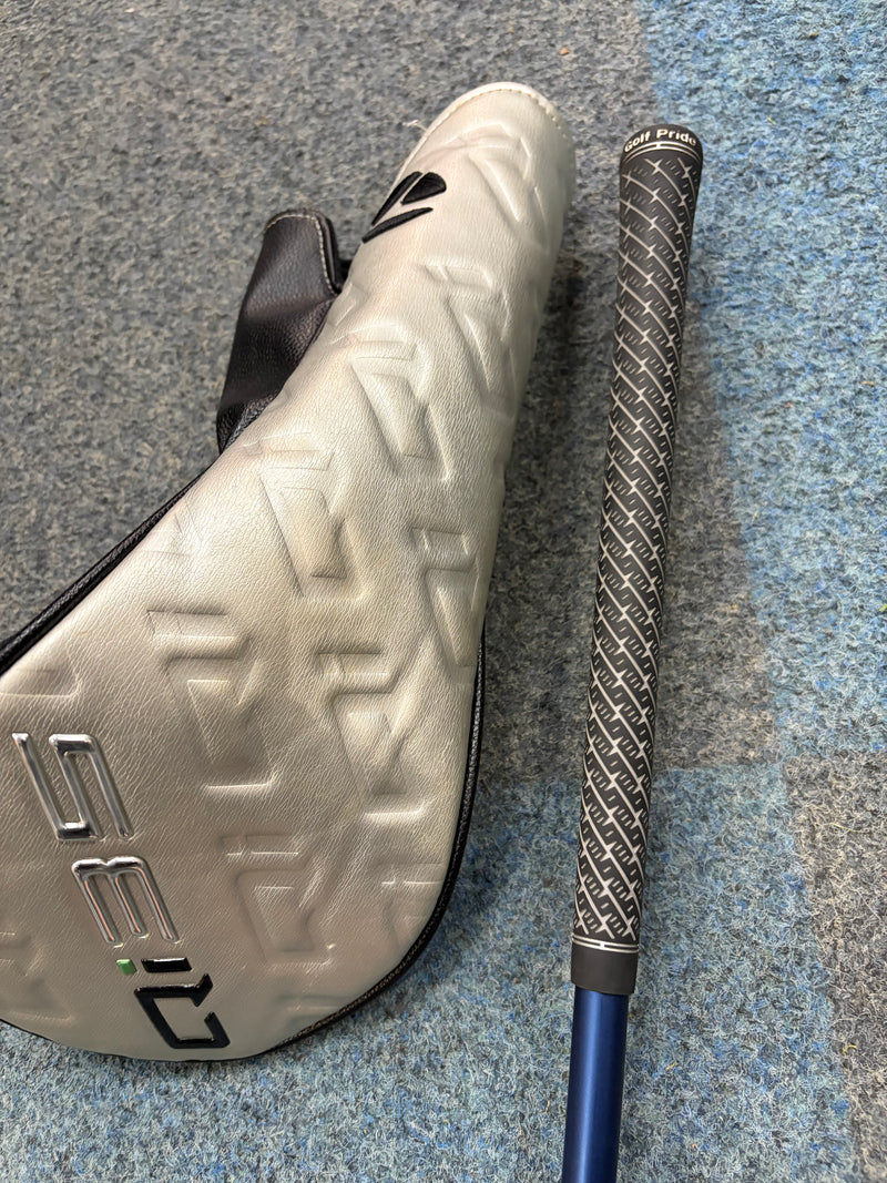 TaylorMade Qi35 Driver | 9 degree | Stiff ventus blue shaft