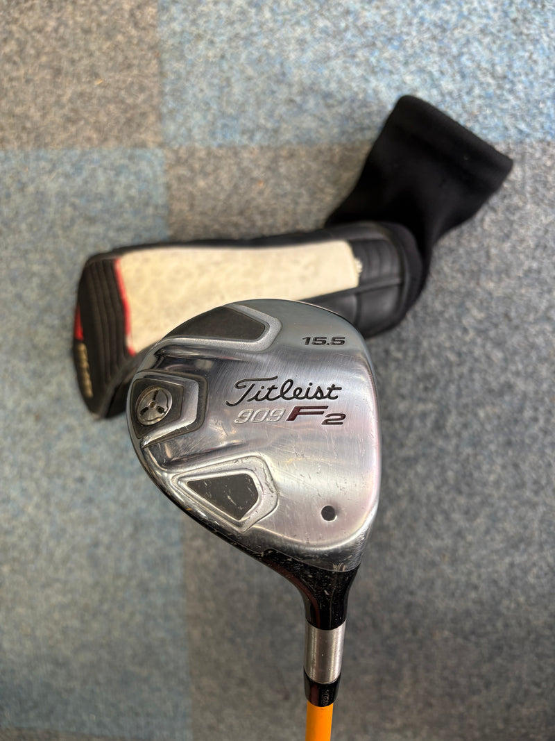 Titleist 909 F2 3 Fairway Wood | 15.5 degree | ProForce V2 Regular Shaft